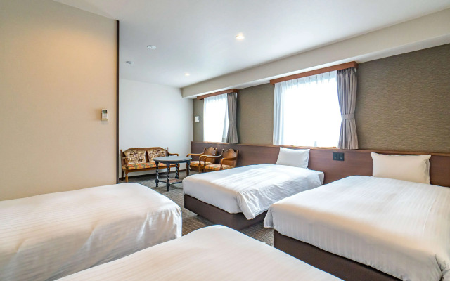 Bande Hotel Tenpozan Higashi