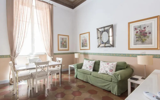RSH Ara Pacis Terrace Large Apartment