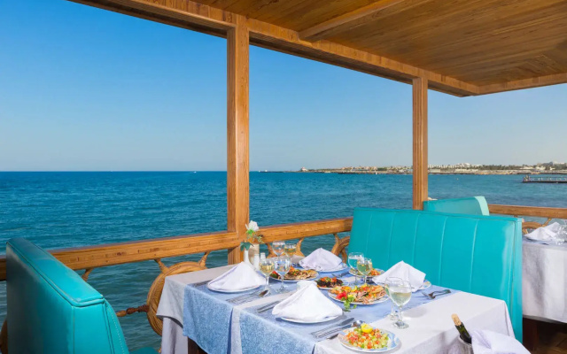 Aladdin Beach Resort - Families and Couples Only