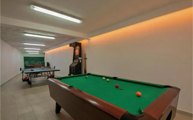 Two-Bedroom Apartment in Medici