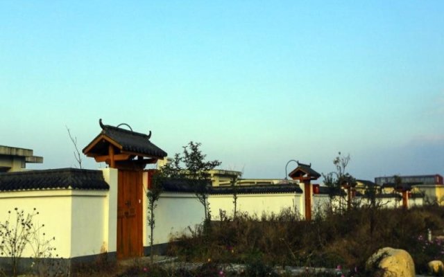 Scenery Retreats Taibai Mountain Hot Spring Villa Resort