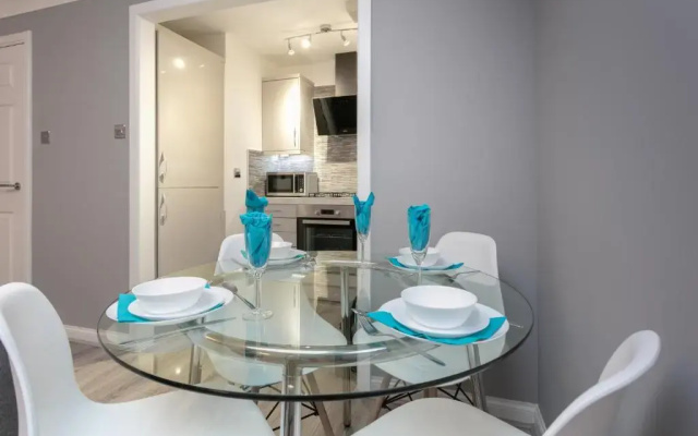 Forbes Retreat - Donnini Apartments