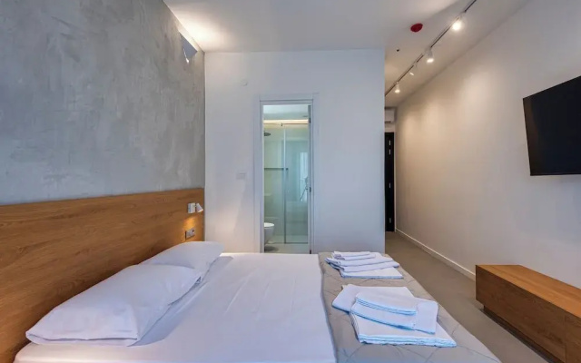 Lucciola Boutique Rooms