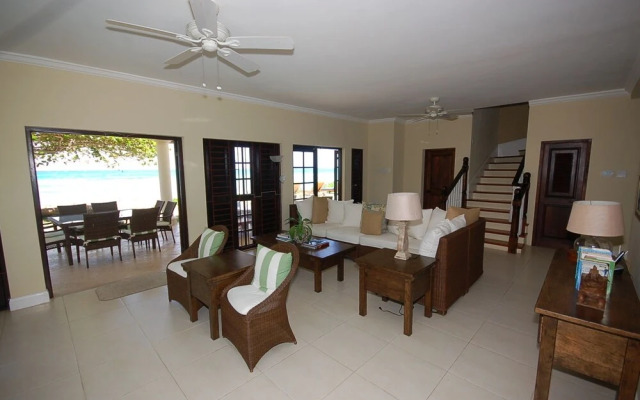 Mai Tai Villa, 4BR by Jamaican Treasures