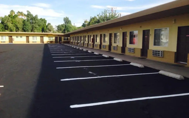 Desert Inn