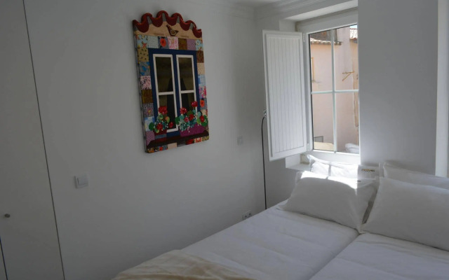 Castle Inn Lisbon Apartments