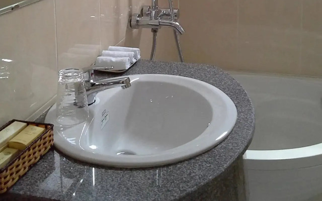 Bliss Boutique Saigon Hotel