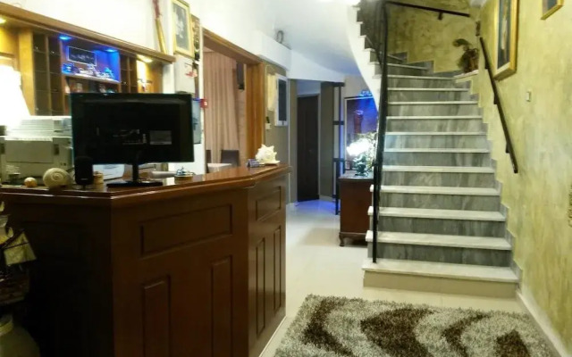 Aeolic Star Hotel