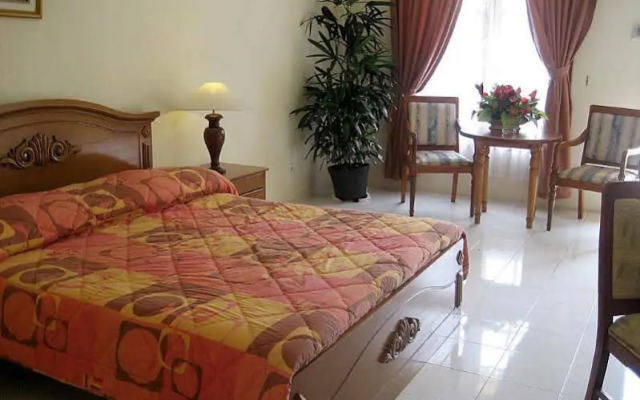 OYO 395 Tretes Raya Hotel
