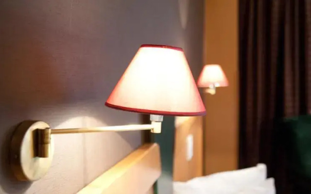 Hotel Ambassador