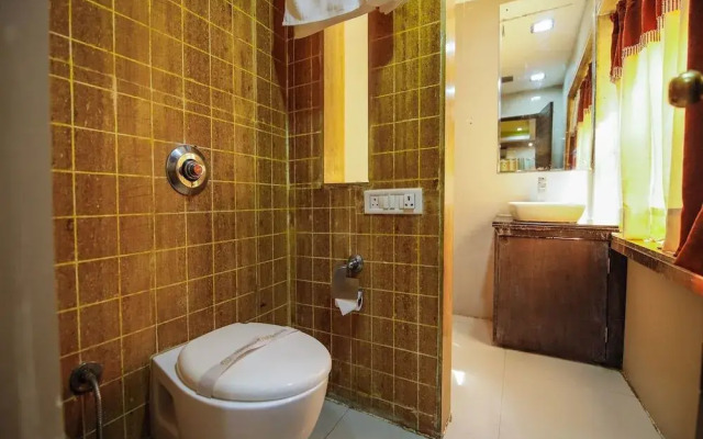 OYO 24266 Hotel Gazebo