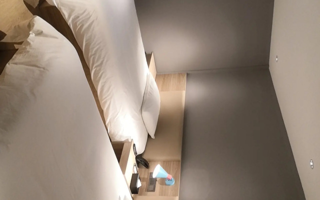 Mercure Hefei (Sanxiaokou Subway Station)