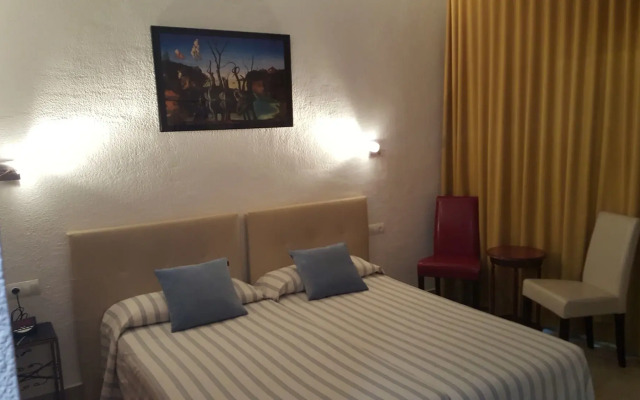 Hostal Residencia Catalina