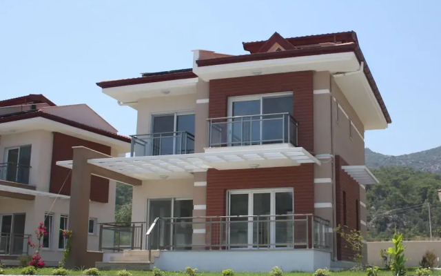 Golden Golf Sarigerme Villalari