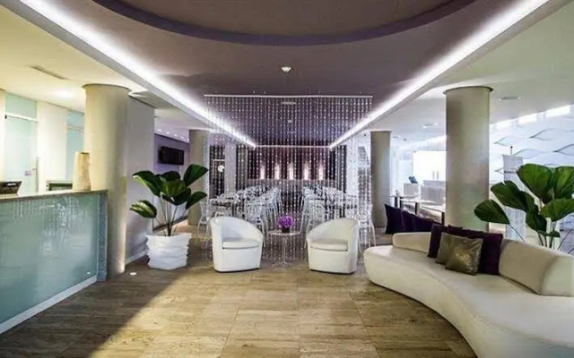 Agua Dorada Beach Hotel by Lidotel