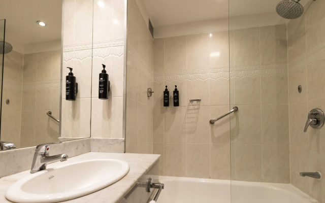 Palladium Business Hotel
