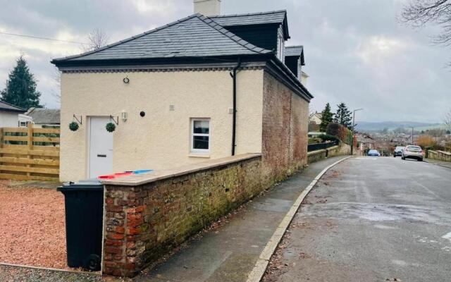 The Old Stables 17a