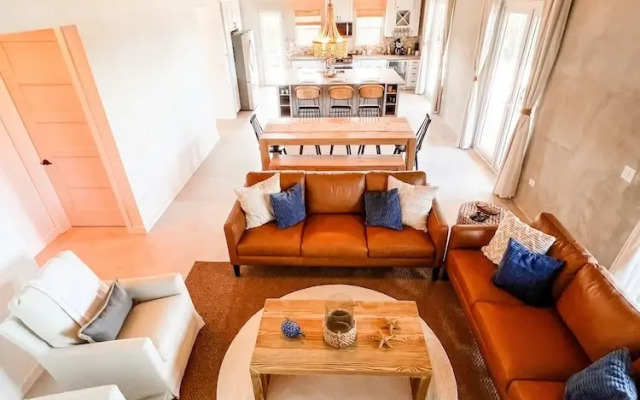 Paradise Cove 3 Bedroom Home