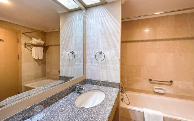 Planet Holiday Hotel & Residence