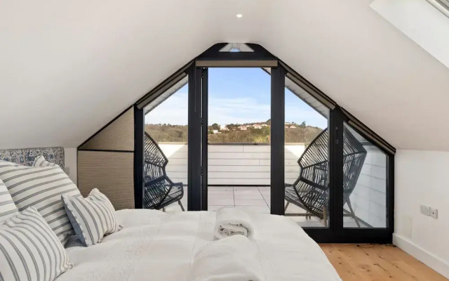 Ultra Marine - Large Roof Terrace Sea Views