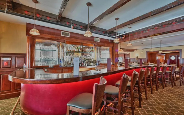 Tom Quick Inn