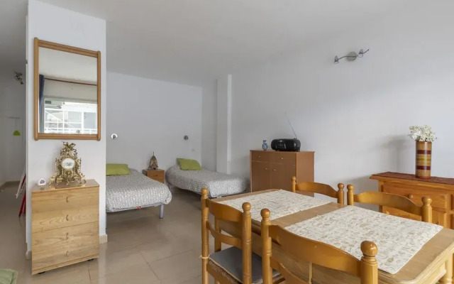 Urban Apartment in Salou near Playa Levant Sea Beach