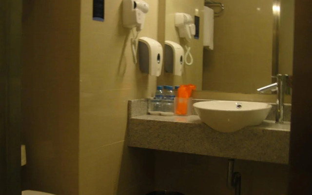 Holiday Inn Express Nanhuizui