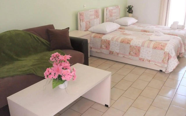 Byron Hotel
