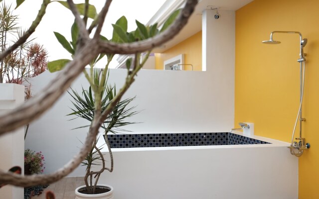 Burano Yellow Villa