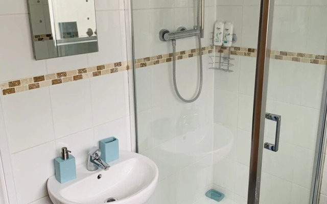 City of Titanic Double Rooms