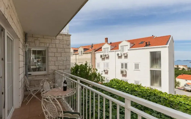 Apartments Orange Tree