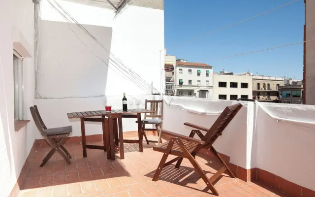 Beautiful Penthouse Next to Sagrada Familia