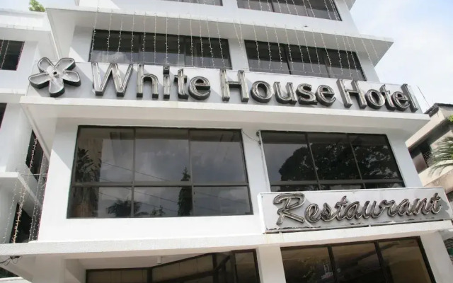 White House Hotel