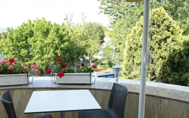 Ascot Hotel Buyukada