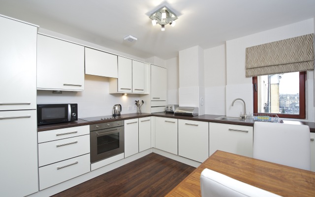 The Knight Residence Apartments by Mansley