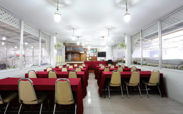 Chomdoi House Hotel (SHA Extra Plus)