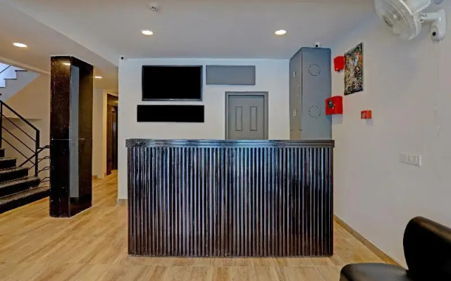 OYO Townhouse 409 Brostay Meera Bagh