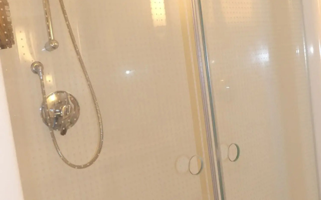 ibis Istres Trigance