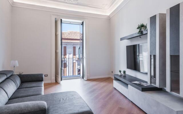 Etnea Modern Apartment