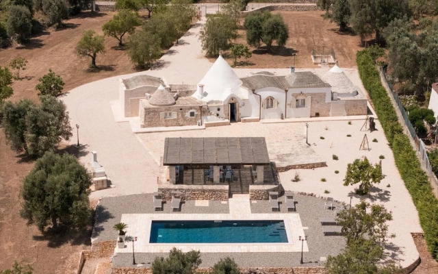 Trulli Aletheia con Piscina Privata