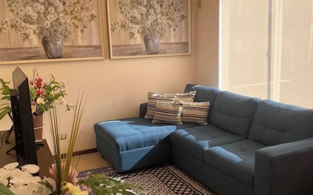 Linda Casa Familiar, Segura Y Muy Buena Ubicación