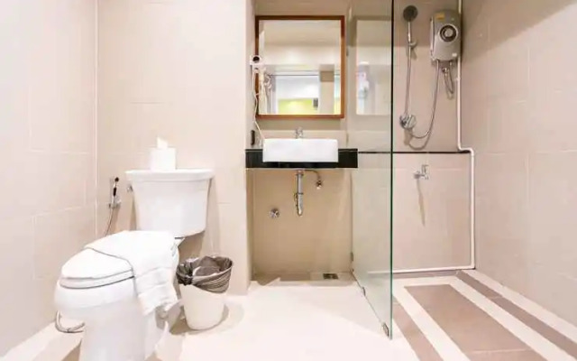 A Room Bangkok Sathorn