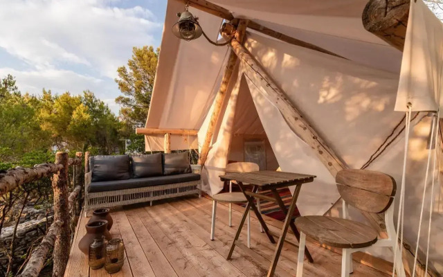 Plage Cachée - Glamping