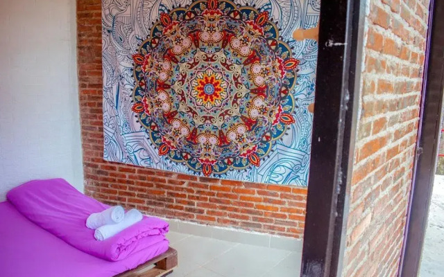 Maple Hostel