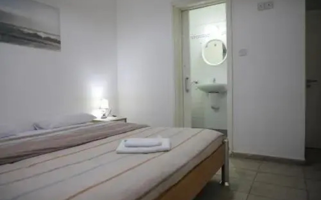 European Uni Apartment