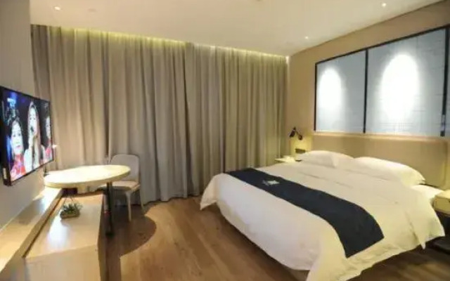Vienna Smart Hotel (Nanning Sports Center Dashadi Metro Station Branch)