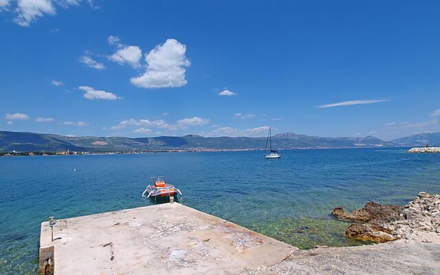 Apartment Mornar Trogir/Arbanija 12693