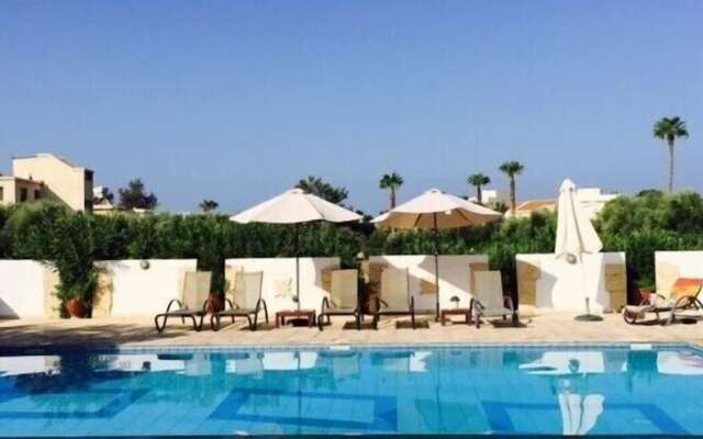 Angela Holiday Apartments