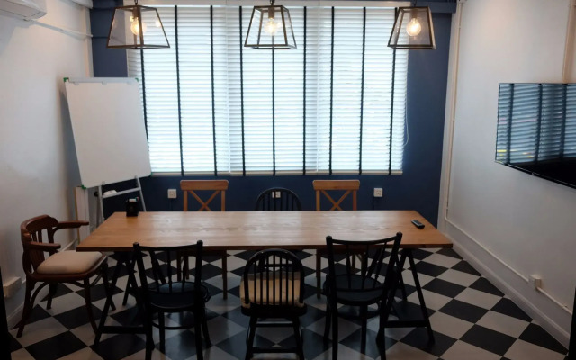 The Quarter Bangkok Poshtel & Coworking - Hostel