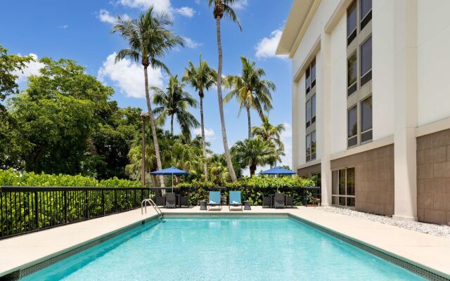 Hampton Inn Naples Central